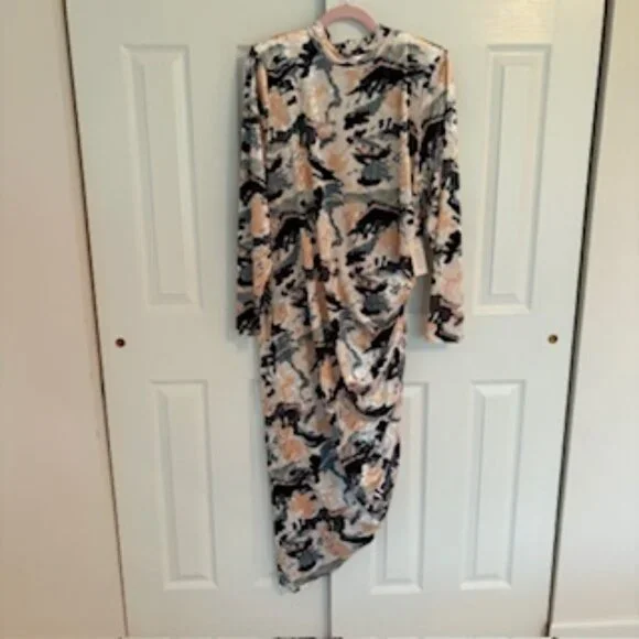 ✨NWT ELOQUII Printed Velvet Mock Neck Dress – Size 20✨ - Picture 1 of 11